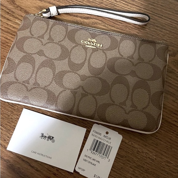 Coach Large Wristlet In Signature Canvas - Picture 8 of 8